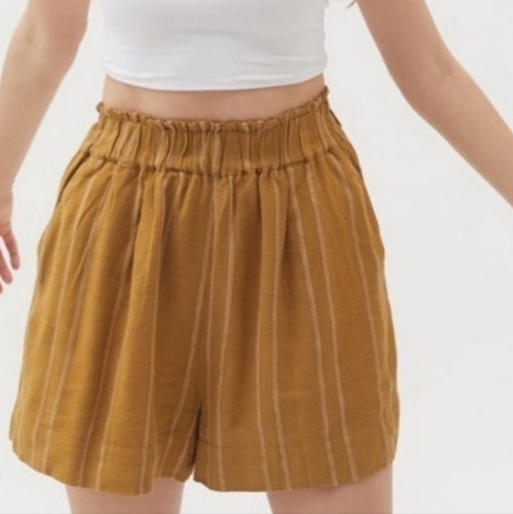 Urban Outfitters Womens Medium Mustard Yellow Linen Paperbag Shorts